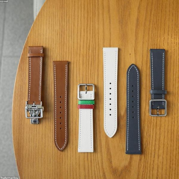 Classic Leather Strap Watch